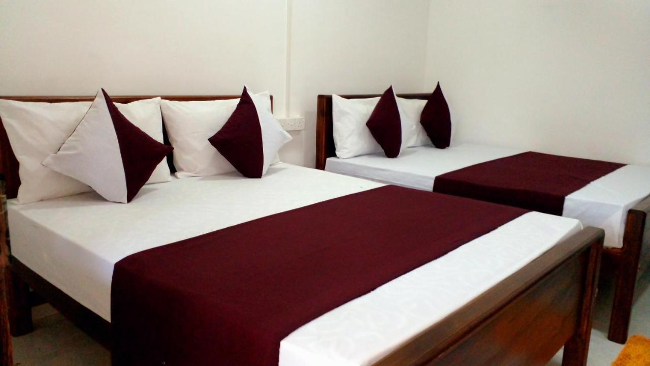 Meegahapokuna Resort Анурадхапура Екстериор снимка